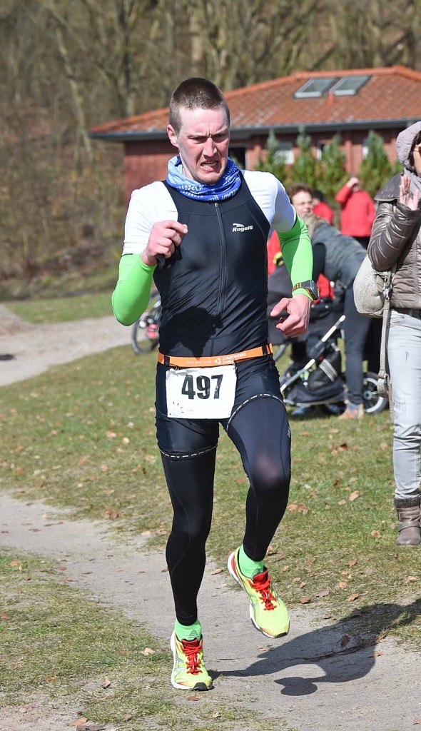 © Dietmar Albrecht Bei den Männer gewinnt Alexander Au (HSG Uni Greifwald) vor THomas Geyer (HSV Neubrandenburg) und Frank Baalcke (TriSport-Schwerin).