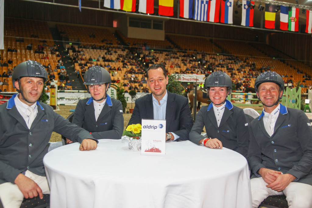 © Comtainment GmbH/ Sebastian Haas | Das aldrip Team (v.l.n.r. Heiko Schmidt, Denise Svensson, Alexander Drewke, Anna-Katharina Hübner, Thorsten Wittenberg)