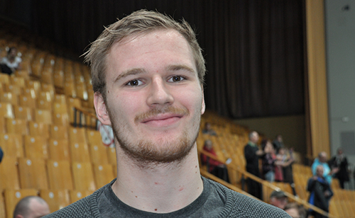 © Barbara Arndt Christoph Schlichting (21) verstärkt die Mecklenburger Stiere