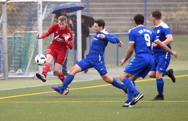 © Dietmar Albrecht Plate und Leezen wollen punkten